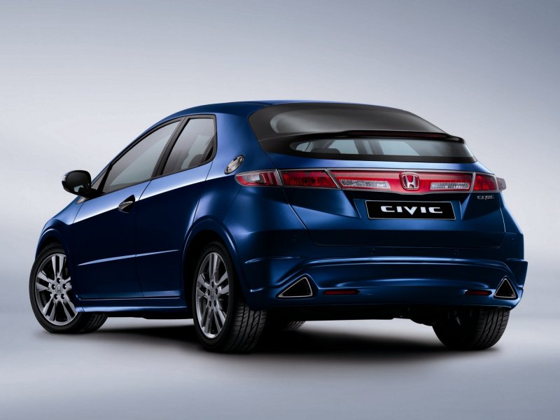 Купить фаркоп на Honda в Евпатории